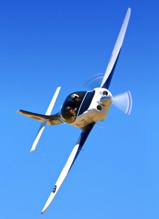 small aircraft in a turn for an aircraft appraisal