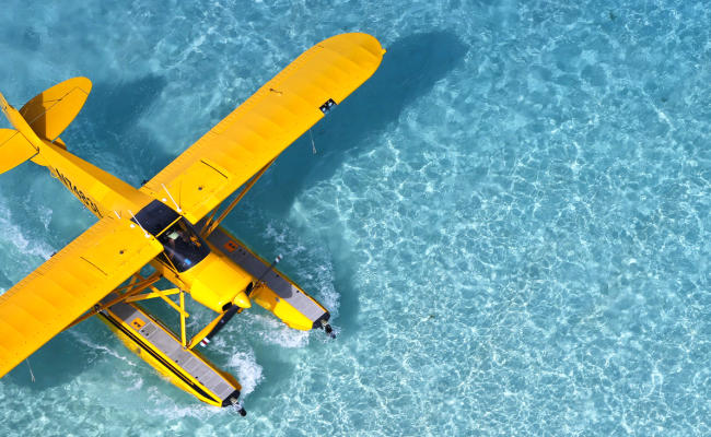 cessna 172 in flight ready for an aircraft appraisal